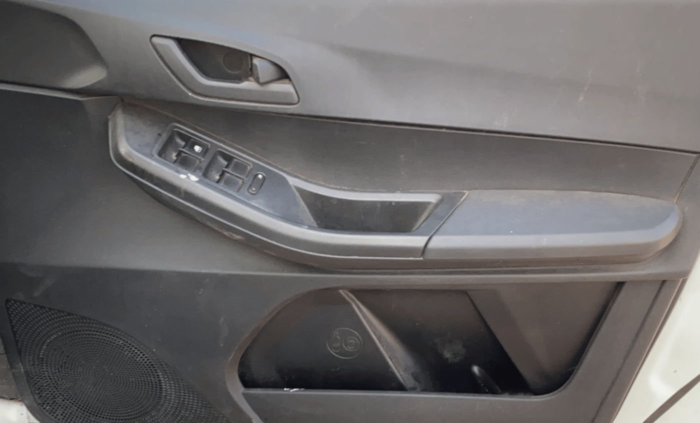 2022 Tata TIAGO NRG XZ AMT, Petrol, Automatic, 22,842 km, Driver Side Door Panels Control