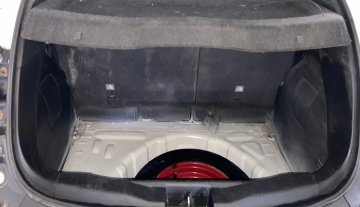 2022 Renault Kiger RXZ MT, Petrol, Manual, 50,214 km, Boot Inside