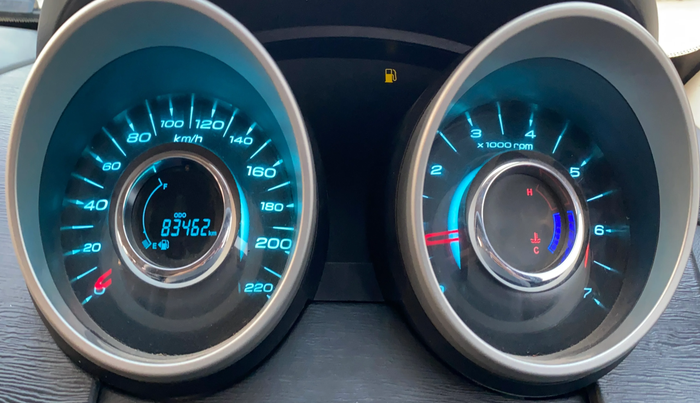 2016 Mahindra XUV500 W8, Diesel, Manual, 83,424 km, Odometer Image