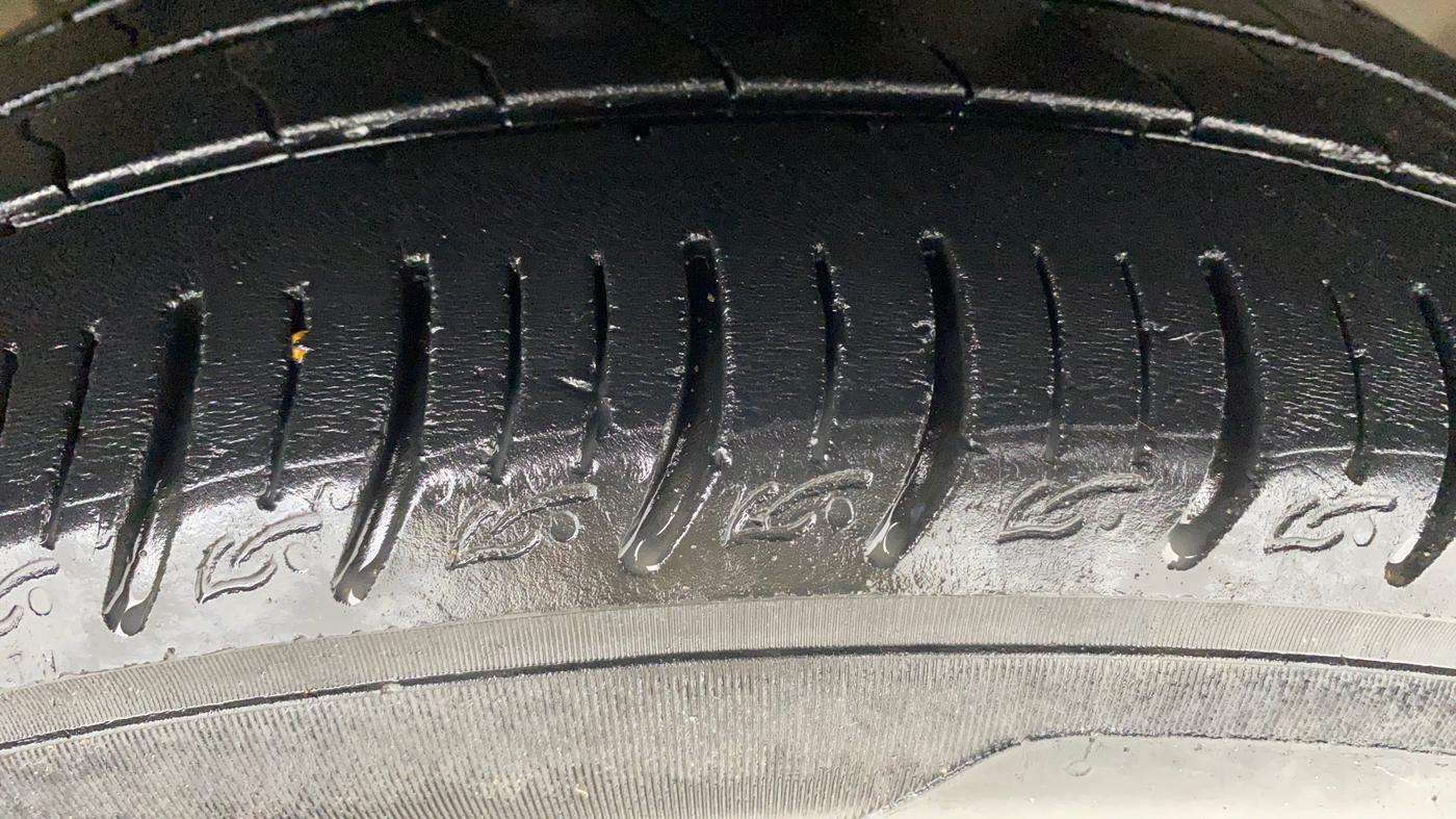 2019 Honda Amaze 1.2L I-VTEC S, Petrol, Manual, 54,501 km, Right Front Tyre Tread