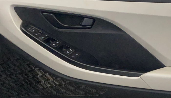 2022 Hyundai Creta E 1.5 DIESEL, Diesel, Manual, 48,041 km, Driver Side Door Panels Control