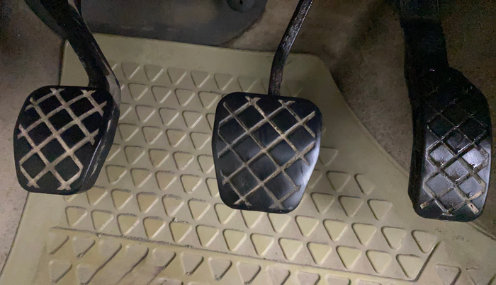 2012 Volkswagen Vento HIGHLINE DIESEL 1.6, Diesel, Manual, 93,894 km, Pedals