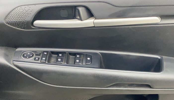 2021 KIA SONET HTK PLUS 1.5 AT, Diesel, Automatic, 67,318 km, Driver Side Door Panels Control