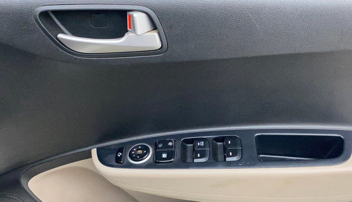 2016 Hyundai Grand i10 ASTA 1.2 KAPPA VTVT, Petrol, Manual, 92,362 km, Driver Side Door Panels Control