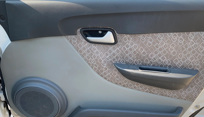 2018 Maruti Alto 800 LXI, Petrol, Manual, 53,849 km, Driver Side Door Panels Control