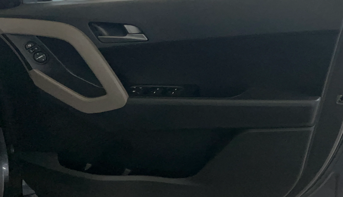 2016 Hyundai Creta  SX 1.6 Petrol , Petrol, Manual, 48,487 km, Driver Side Door Panels Control