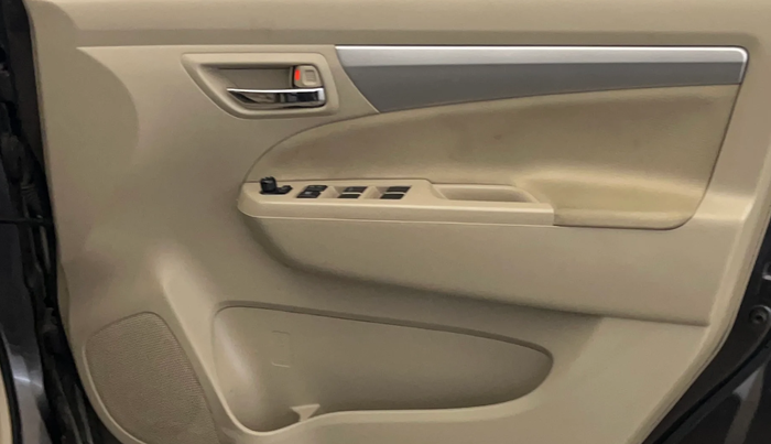 2017 Maruti Ertiga VXI, Petrol, Manual, 65,870 km, Driver Side Door Panels Control