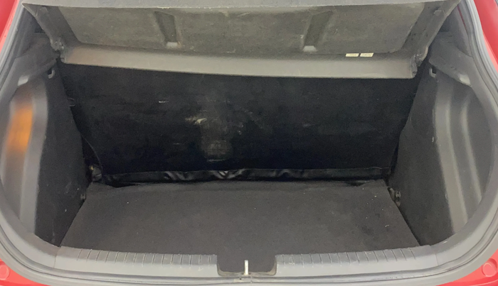 2015 Hyundai i20 Active 1.2 S, Petrol, Manual, 58,291 km, Boot Inside