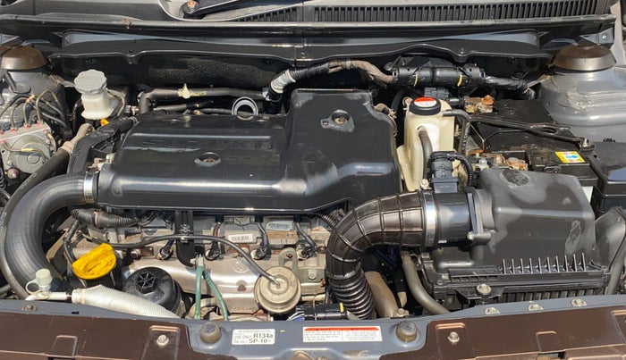 2015 Maruti Ciaz ZDI+ SHVS, Diesel, Manual, 64,541 km, Engine View