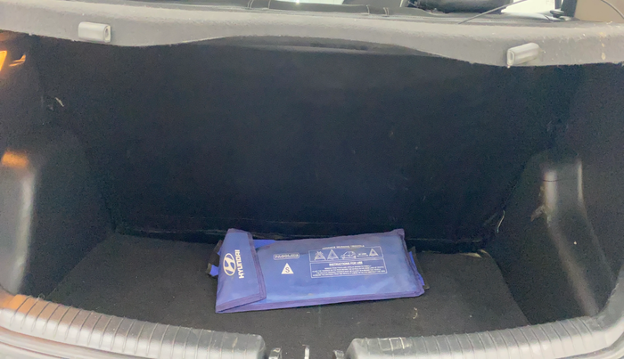 2016 Hyundai Grand i10 ASTA AT 1.2 KAPPA VTVT, Petrol, Automatic, 34,735 km, Boot Inside