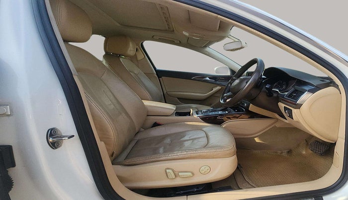 2011 Audi A6 2.0 TDI PREMIUM, Diesel, Automatic, 75,372 km, Right Side Front Door Cabin