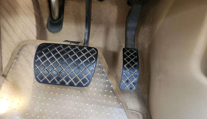 2011 Audi A6 2.0 TDI PREMIUM, Diesel, Automatic, 75,372 km, Pedals