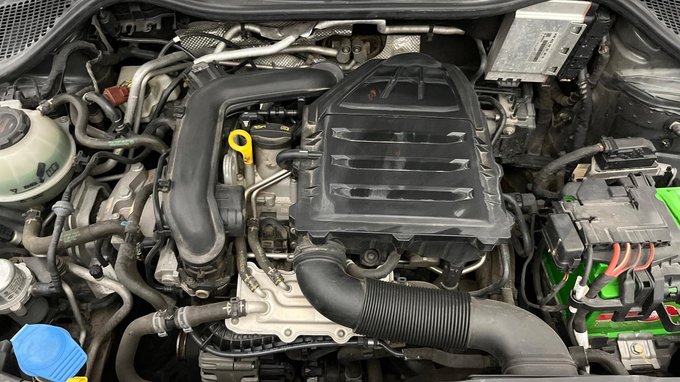 2021 Skoda Rapid AMBITION AT TSI, Petrol, Automatic, 49,975 km, Engine View