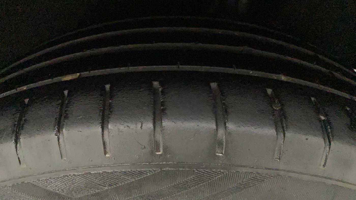 2020 Maruti Baleno ZETA CVT PETROL 1.2, Petrol, Automatic, 43,453 km, Left Rear Tyre Tread