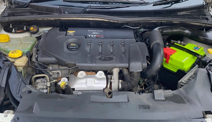 2012 Ford Fiesta TITANIUM DIESEL, Diesel, Manual, 67,185 km, Engine View