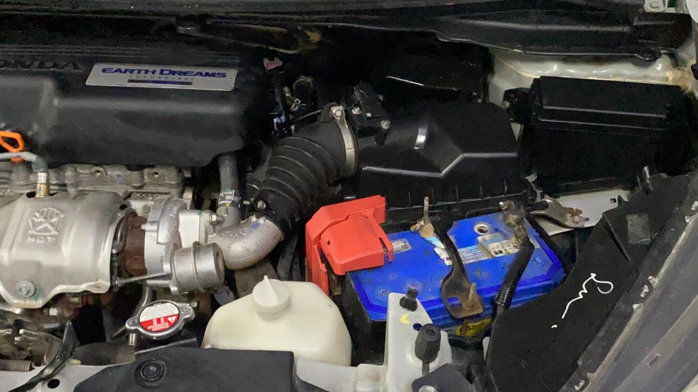 2018 Honda WR-V 1.5L I-DTEC S MT, Diesel, Manual, 69,133 km, Engine View - Left