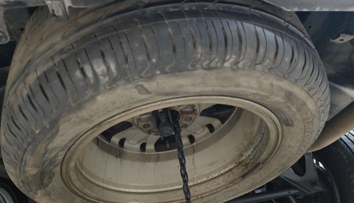 2016 Toyota Innova Crysta 2.7 ZX AT 7 STR, Petrol, Automatic, 38,897 km, Spare Tyre