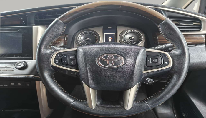 2016 Toyota Innova Crysta 2.7 ZX AT 7 STR, Petrol, Automatic, 38,897 km, Steering Wheel Close Up