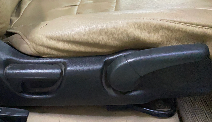 2016 Honda City 1.5L I-VTEC SV, Petrol, Manual, 36,909 km, Driver Side Adjustment Panel