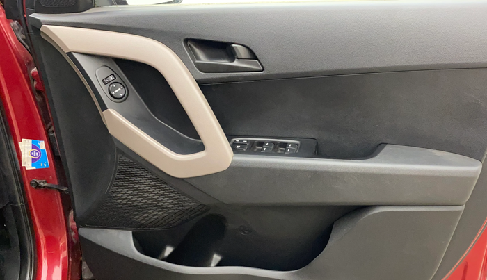 2017 Hyundai Creta E PLUS 1.6 PETROL, Petrol, Manual, 54,509 km, Driver Side Door Panels Control