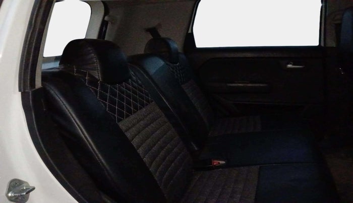 2020 Maruti New Wagon-R ZXI 1.2, Petrol, Manual, 36,596 km, Right Side Rear Door Cabin