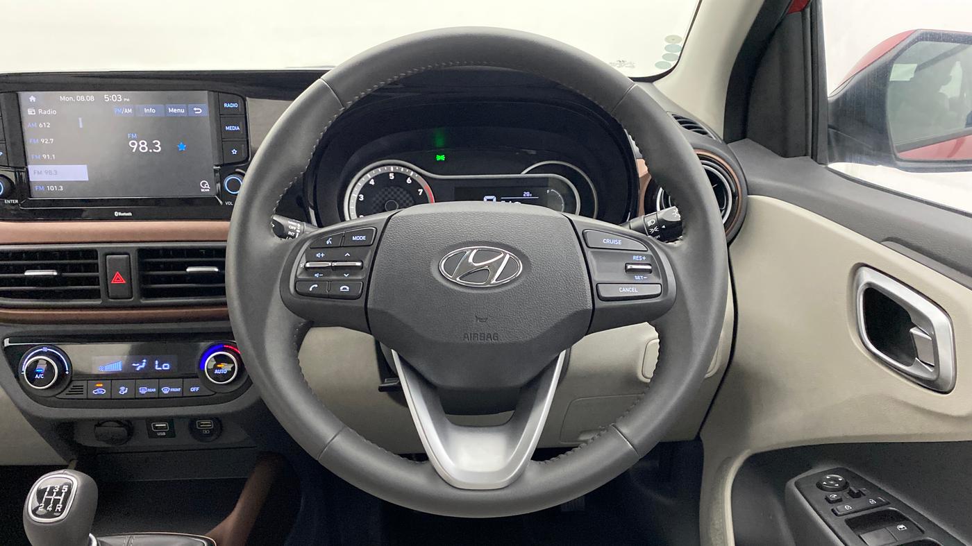 2022 Hyundai AURA SX (O) MT, Petrol, Manual, 3,382 km, Steering Wheel Close Up