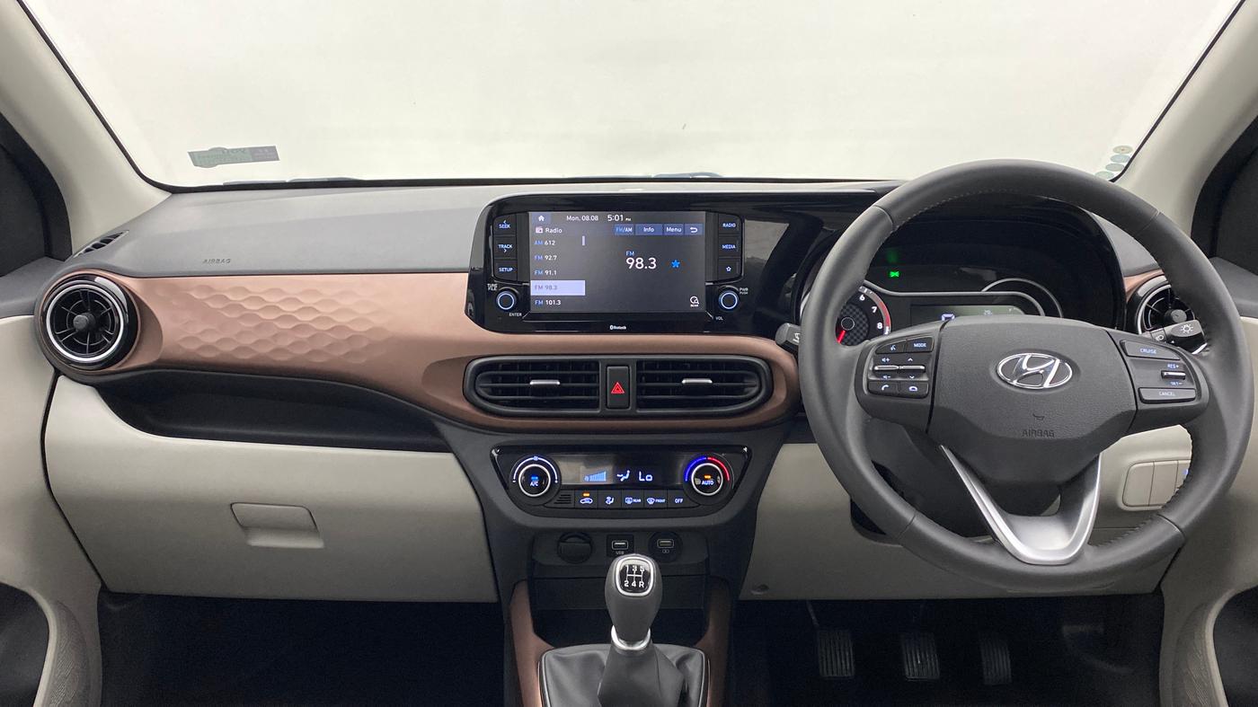 2022 Hyundai AURA SX (O) MT, Petrol, Manual, 3,382 km, Dashboard