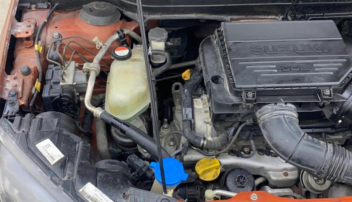 2018 Maruti Vitara Brezza ZDI PLUS AT DUAL TONE, Diesel, Automatic, 1,29,287 km, Engine View - Right