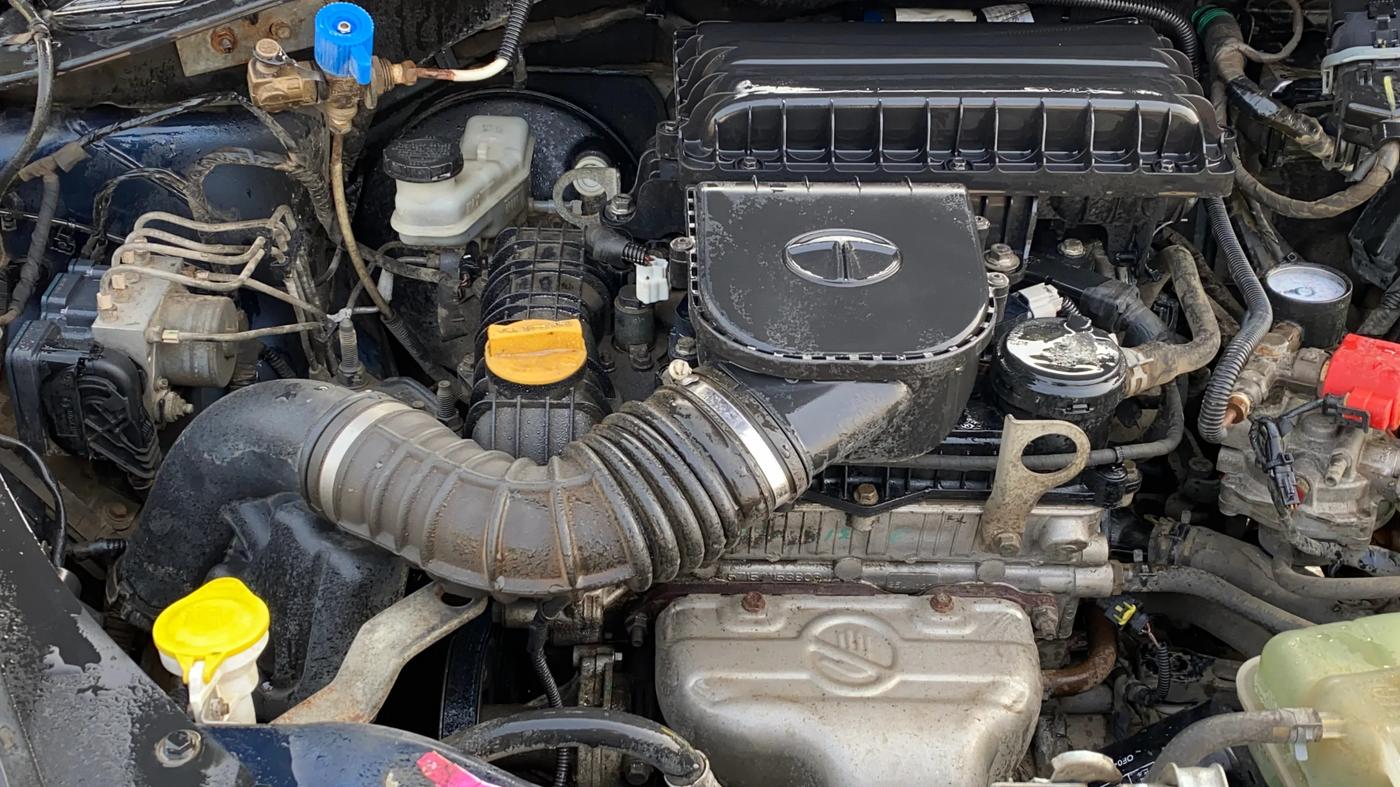 2019 Tata TIGOR XZ PLUS PETROL, CNG, Manual, 1,40,487 km, Engine View - Right