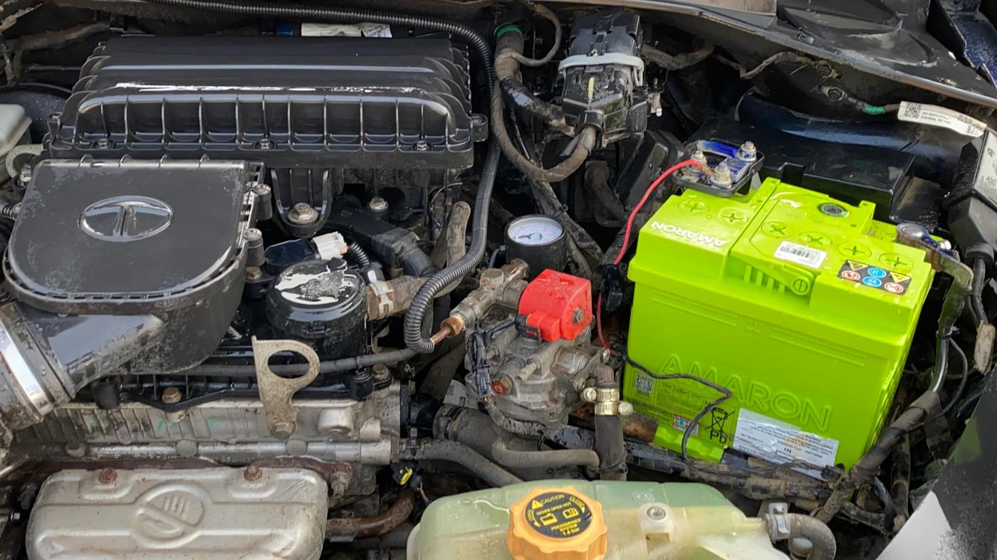 2019 Tata TIGOR XZ PLUS PETROL, CNG, Manual, 1,40,487 km, Engine View - Left