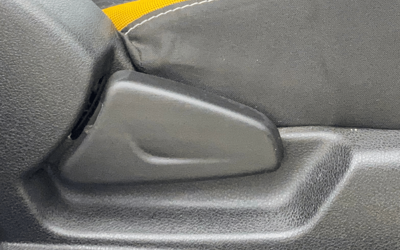 2023 Renault Kwid CLIMBER AMT 1.0, Petrol, Automatic, 18,332 km, Driver Side Adjustment Panel