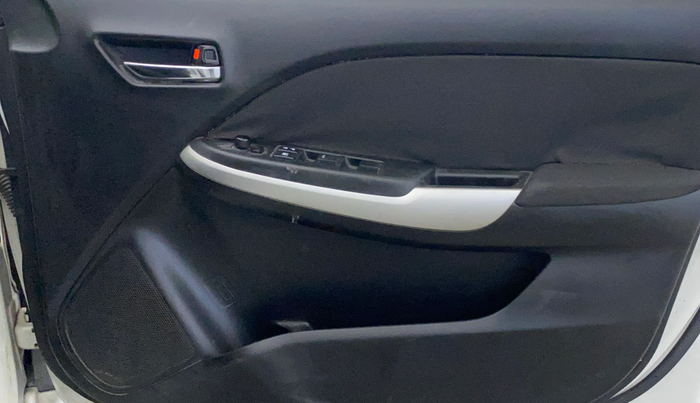 2016 Maruti Baleno DELTA PETROL 1.2, Petrol, Manual, 42,836 km, Driver Side Door Panels Control