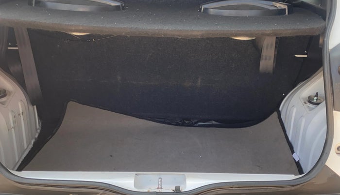 2018 Renault Kwid RXL 1.0 AMT, Petrol, Automatic, 14,475 km, Boot Inside