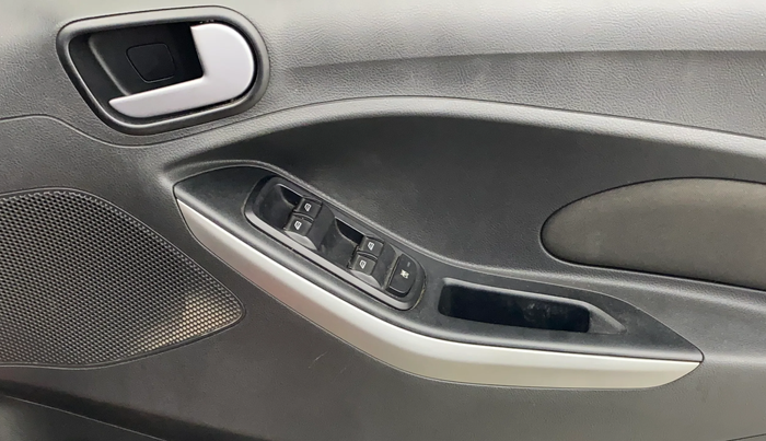 2017 Ford New Figo TITANIUM1.5 DIESEL, Diesel, Manual, 77,852 km, Driver Side Door Panels Control