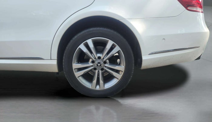 2015 Mercedes Benz E Class E 200 Avantgarde, Petrol, Automatic, 33,511 km, Left Rear Wheel