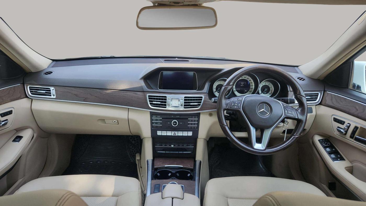 2015 Mercedes Benz E Class E 200 Avantgarde, Petrol, Automatic, 33,511 km, Dashboard