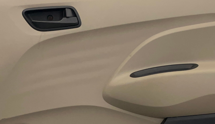 2021 Hyundai NEW SANTRO SPORTZ EXECUTIVE MT CNG, CNG, Manual, 43,476 km, Driver Side Door Panels Control