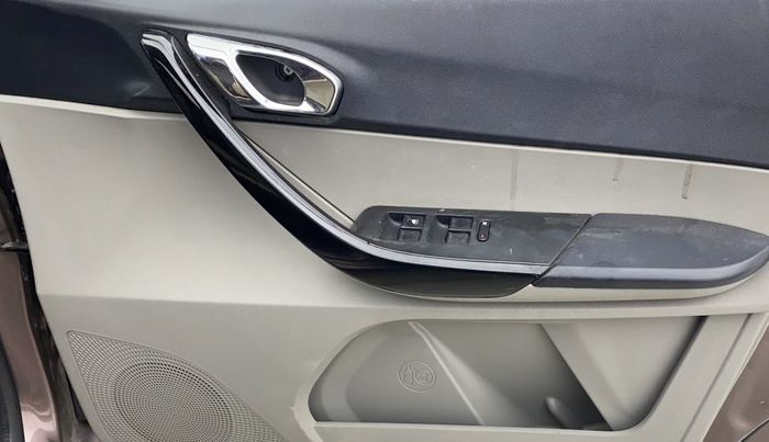 2019 Tata Tiago XZA PLUS PETROL, Petrol, Automatic, 92,860 km, Driver Side Door Panels Control
