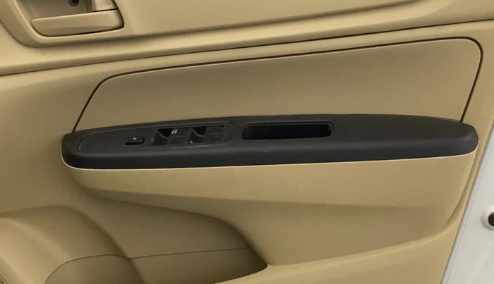 2020 Honda Amaze 1.2L I-VTEC E, Petrol, Manual, 29,542 km, Driver Side Door Panels Control