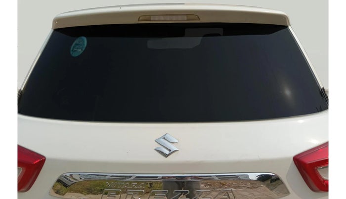 2022 Maruti Vitara Brezza LXI, Petrol, Manual, 78,057 km, Rear Windshield