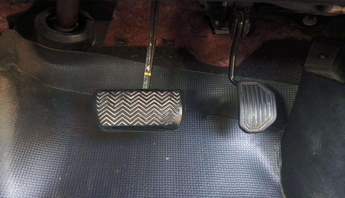 2015 Toyota Corolla Altis G CVT PETROL, Petrol, Automatic, 39,176 km, Pedals