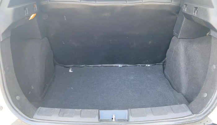 2020 Tata NEXON XM PETROL, Petrol, Manual, 75,060 km, Boot Inside