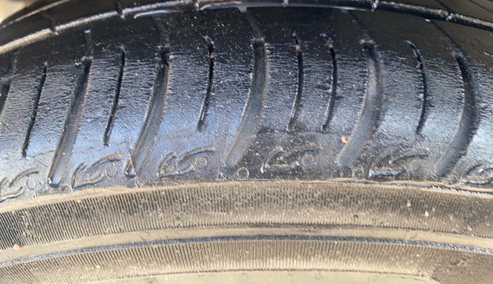 2019 Tata TIGOR XZ PETROL, Petrol, Manual, 60,400 km, Right Rear Tyre Tread