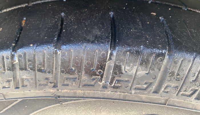 2019 Tata TIGOR XZ PETROL, Petrol, Manual, 60,400 km, Right Front Tyre Tread