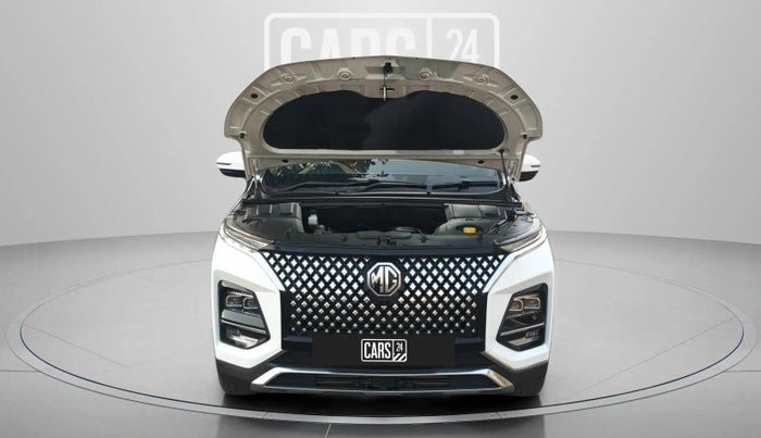 2023 MG HECTOR PLUS SAVVY PRO 1.5 TURBO CVT 7 STR, Petrol, Automatic, 19,282 km, Open Bonet