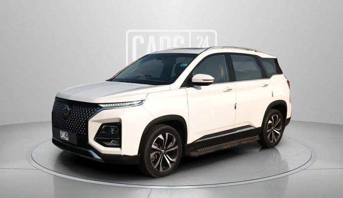 2023 MG HECTOR PLUS SAVVY PRO 1.5 TURBO CVT 7 STR, Petrol, Automatic, 19,282 km, Left Front Diagonal