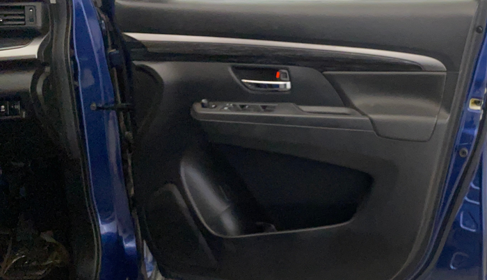 2021 Maruti XL6 ALPHA AT, Petrol, Automatic, 27,281 km, Driver Side Door Panels Control