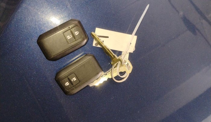 2021 Maruti XL6 ALPHA AT, Petrol, Automatic, 27,281 km, Key Close Up