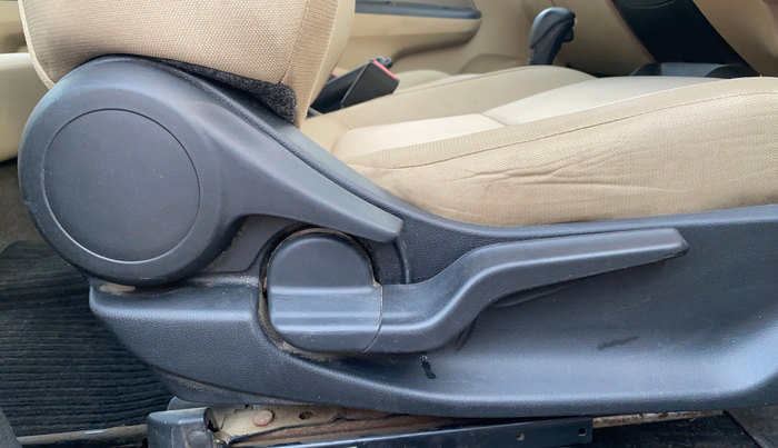 2020 Honda Amaze 1.2L I-VTEC VX CVT, Petrol, Automatic, 97,327 km, Driver Side Adjustment Panel