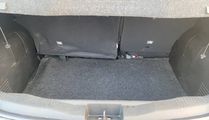 2021 Renault Kiger RXZ AMT DUAL TONE, Petrol, Automatic, 34,991 km, Boot Inside